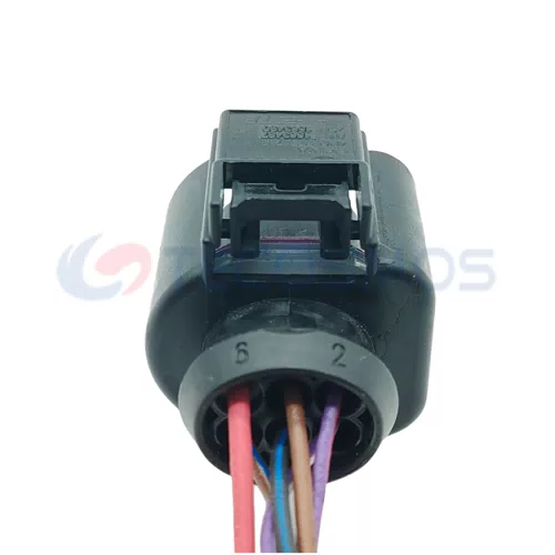 Auto Parts Automotive Waterproof Wire Harness Connector for VW 6-Pin Female 4H0973713 - image 2